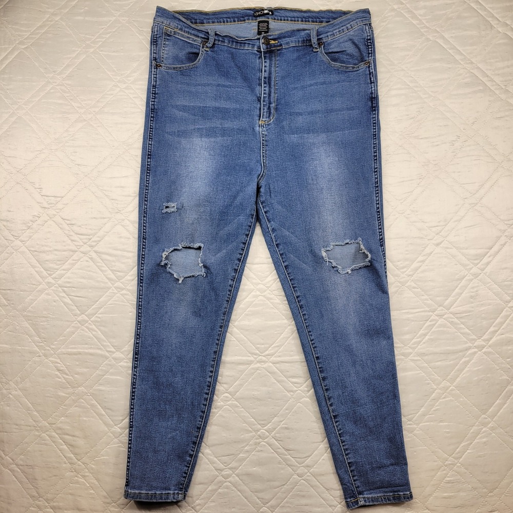Fashion Nova distressed blue jeans size 22